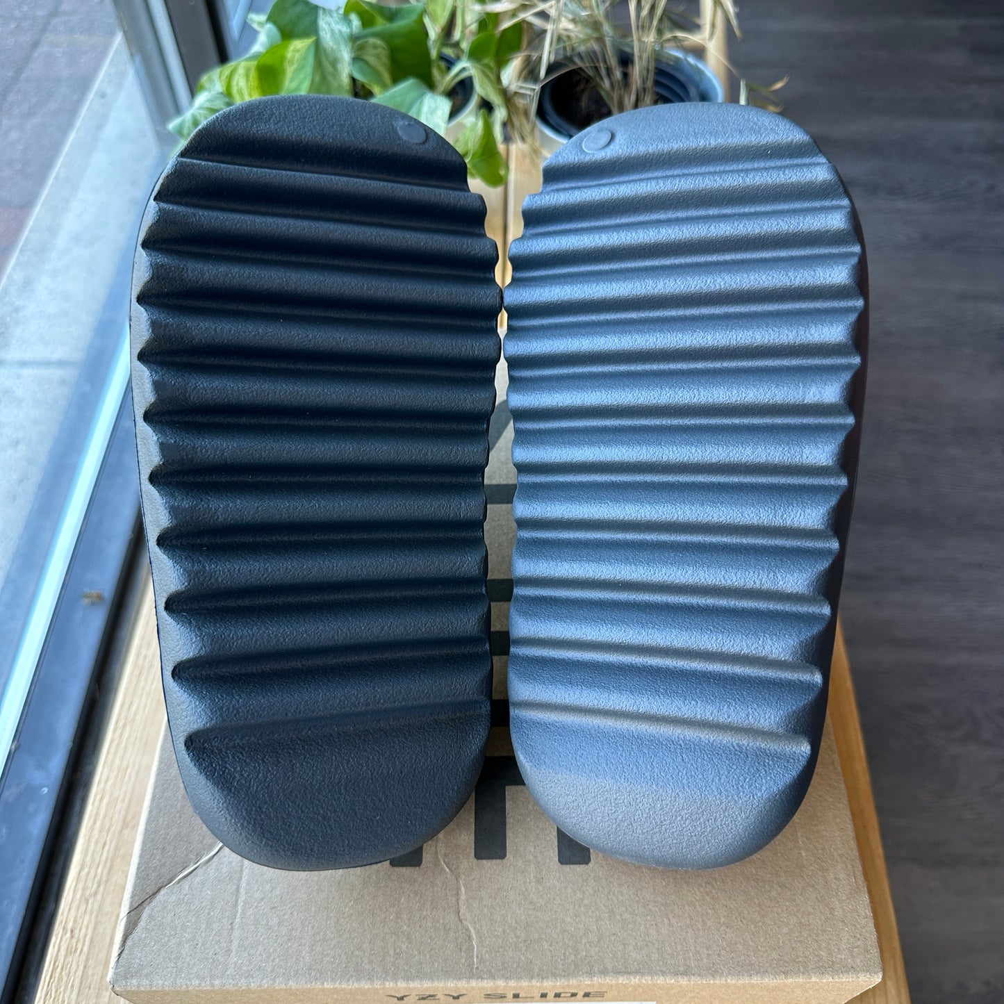 Brand New Yeezy Slide "Granite"