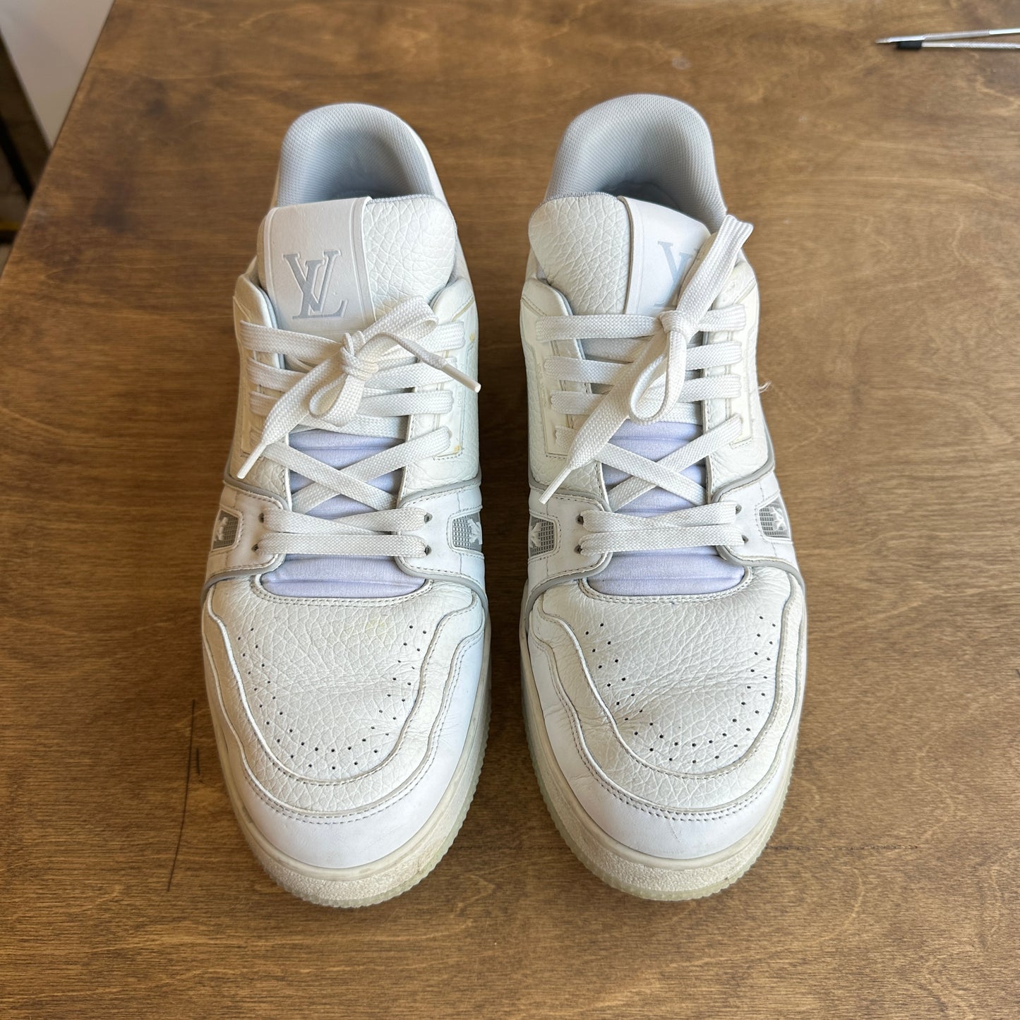 Louis Vuitton Trainer White Size 9.5