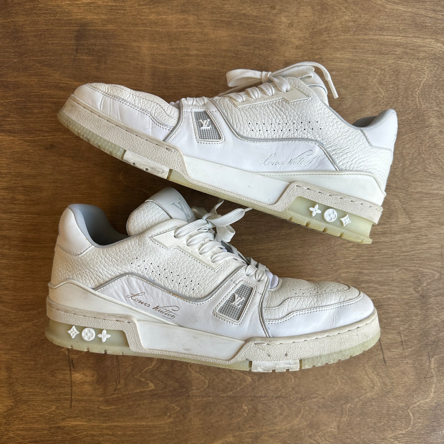 Louis Vuitton Trainer White Size 9.5
