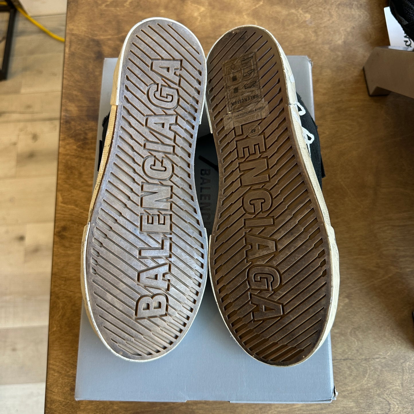 Brand New Balenciaga Paris High Top Size 42