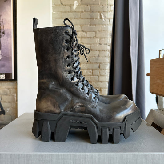Brand New Balenciaga Bulldozer Laceup Boot Size 42