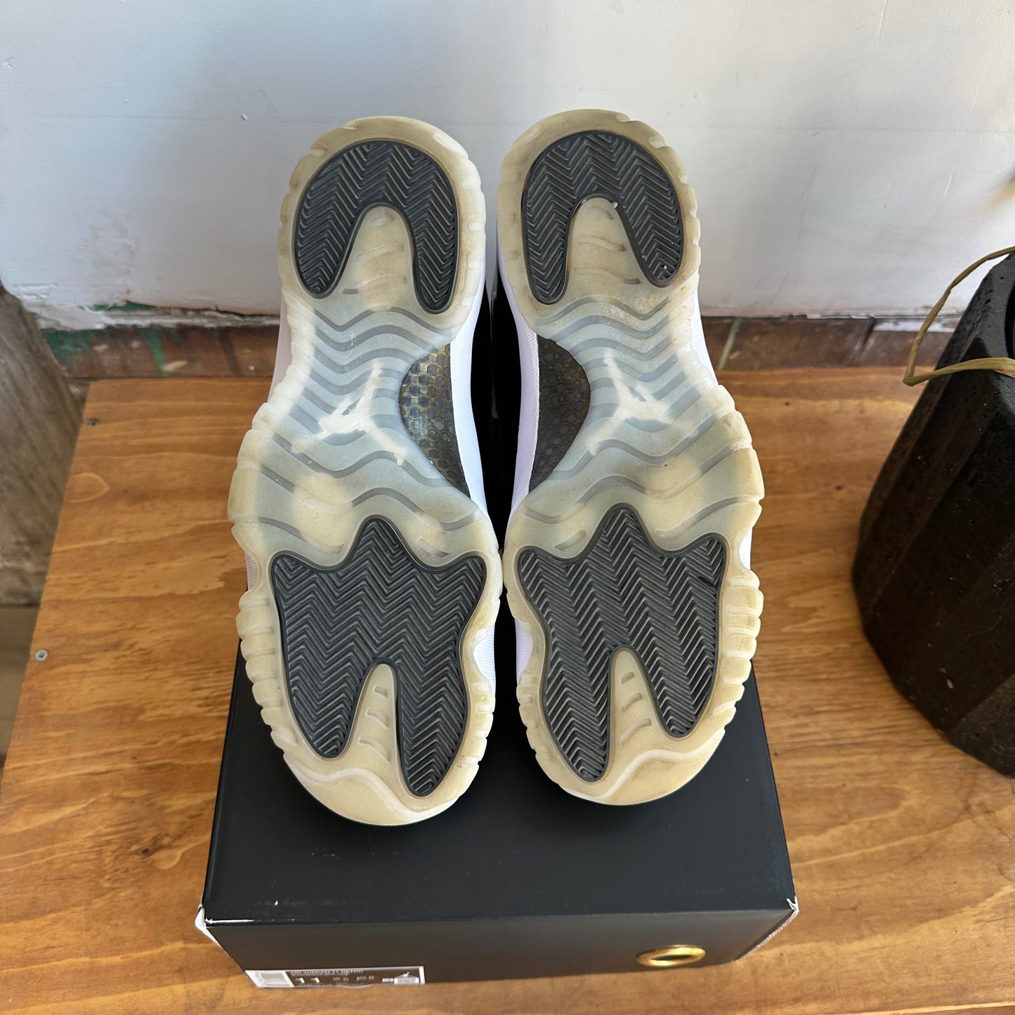 Jordan 11 Retro DMP 'Gratitude' Size 11