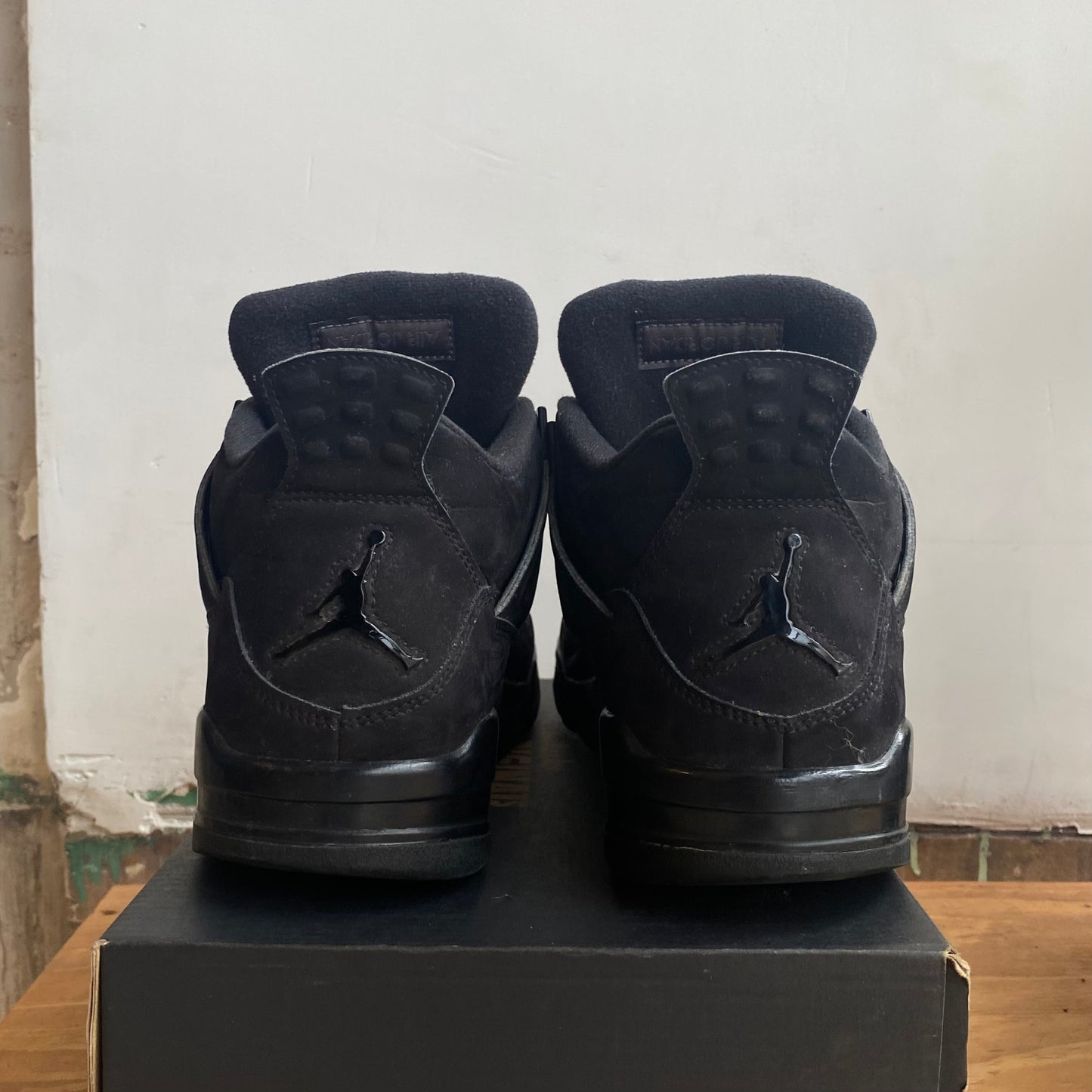 Air Jordan 4 Black Cat Size 11