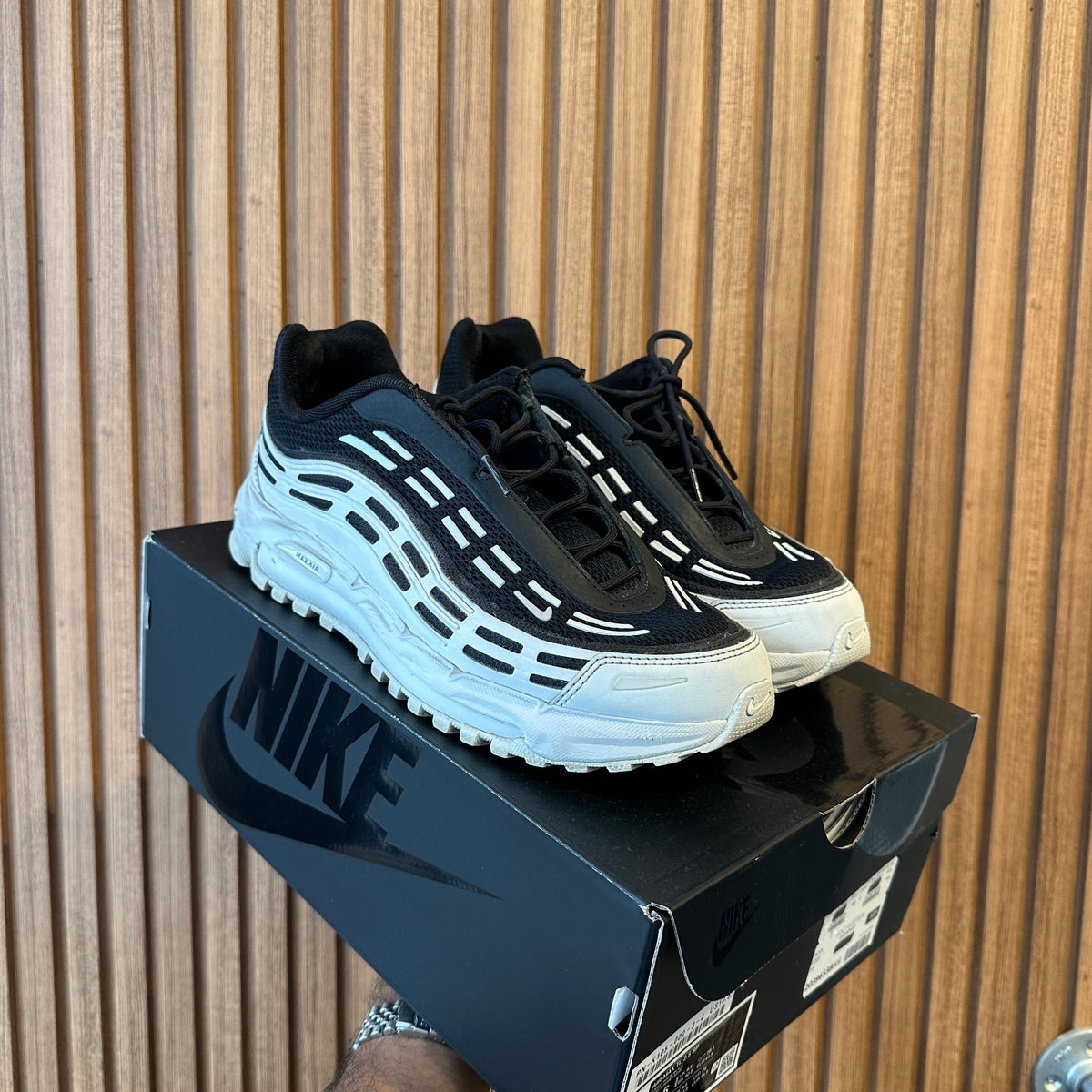 CDG x Nike Air Max TL 2.5 Size 10.5