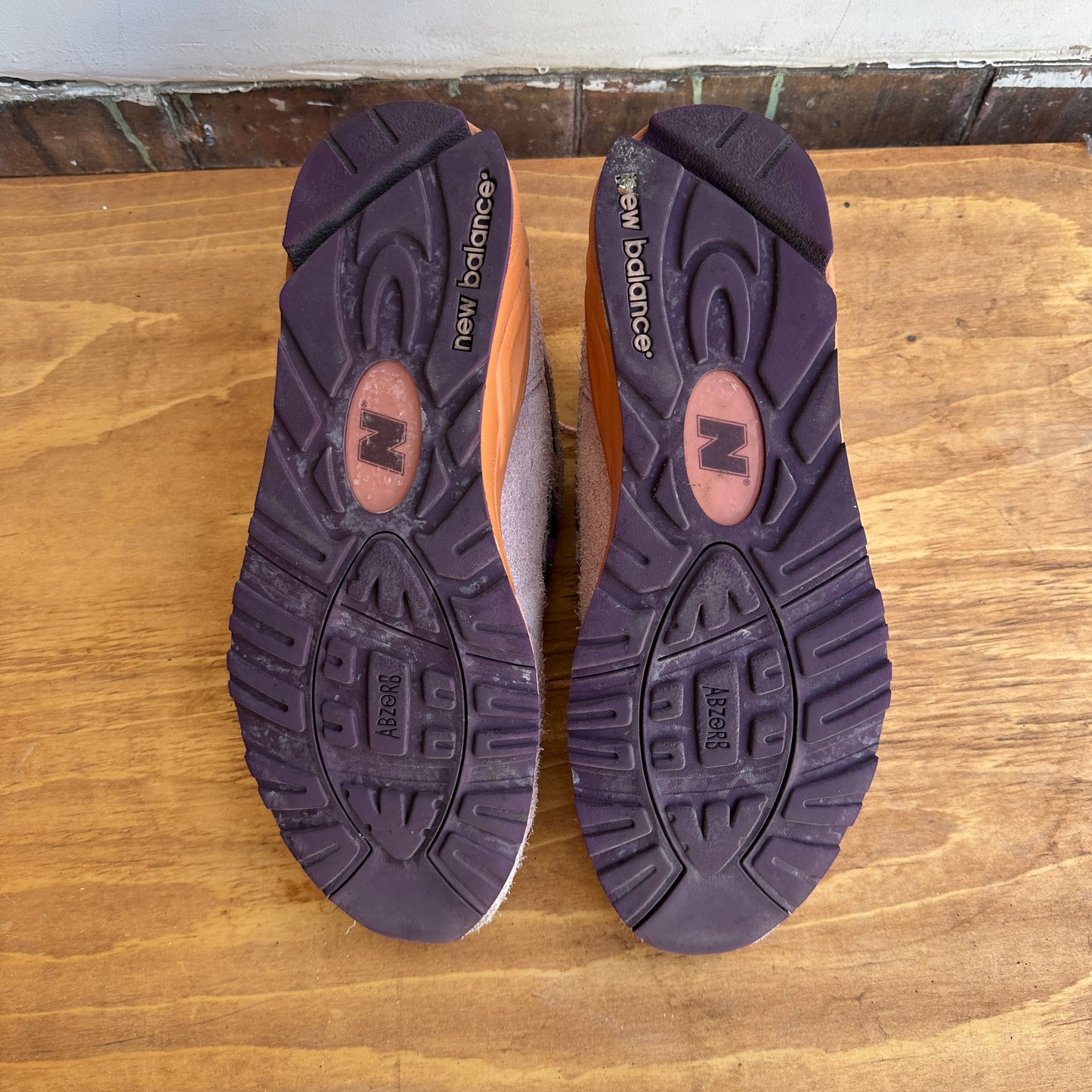 Salehe Bembury x New Balance 990v2 Size 10