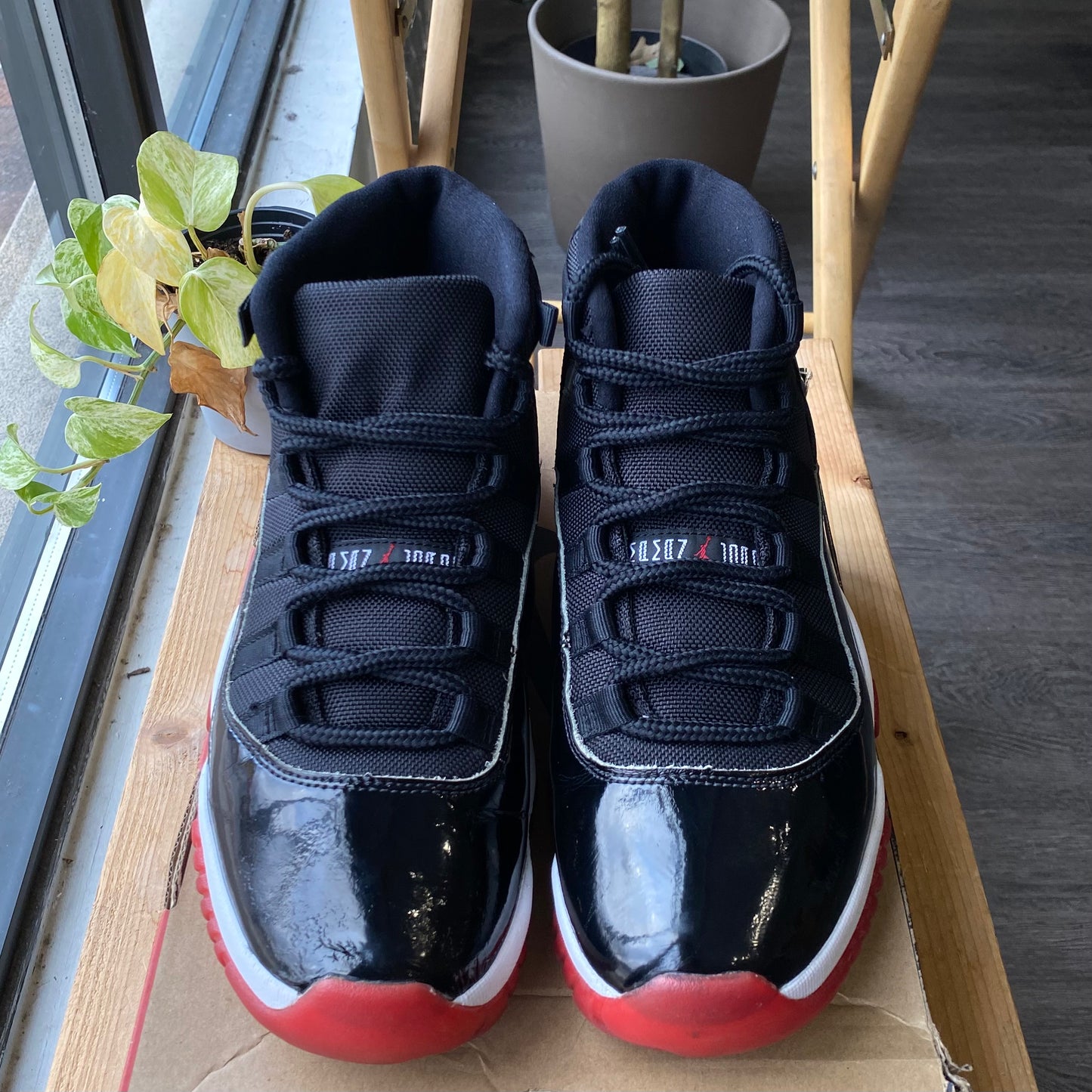 VNDS Jordan 11 'Playoffs Bred' Size 9