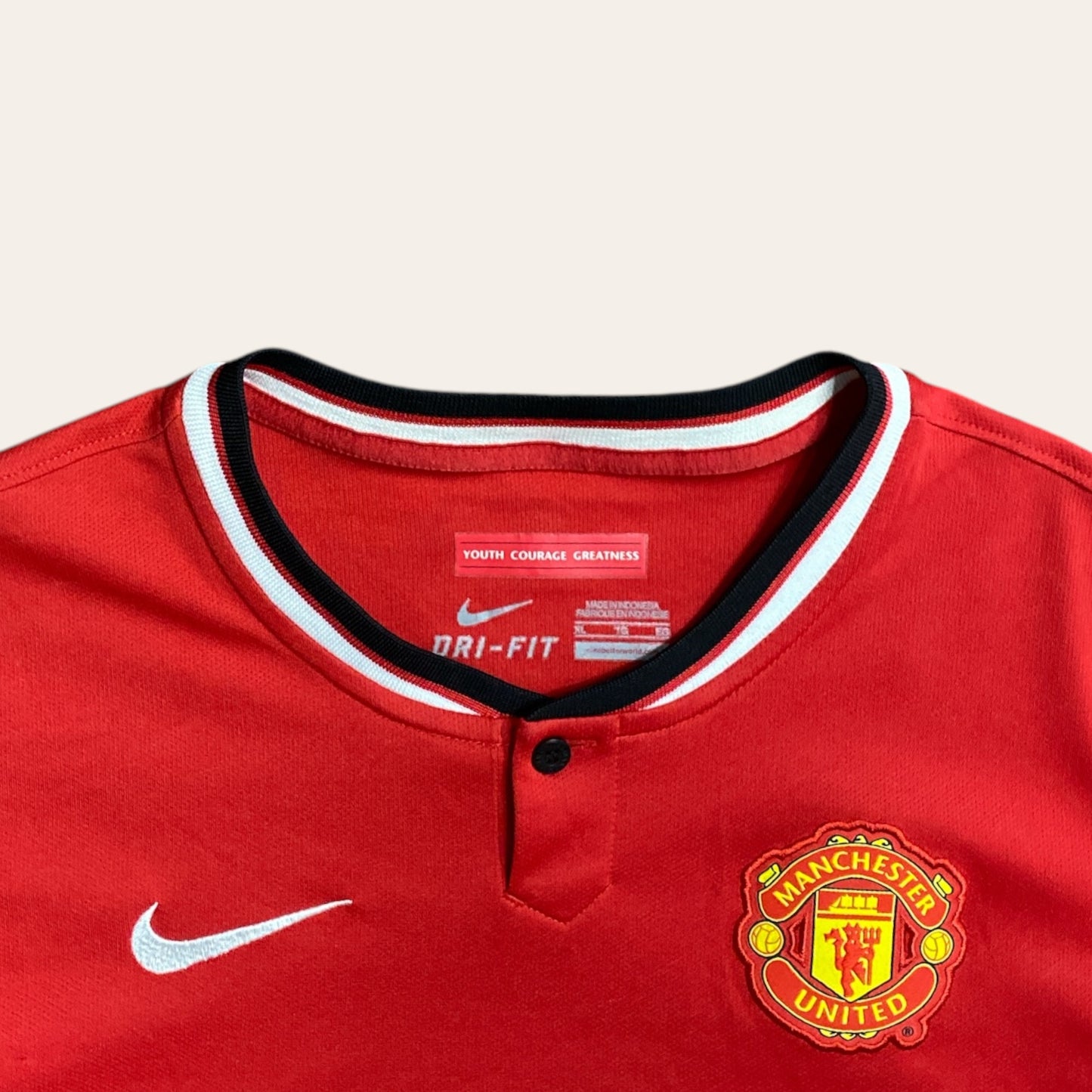 14'/15' Manchester United Home Kit Size Youth XL