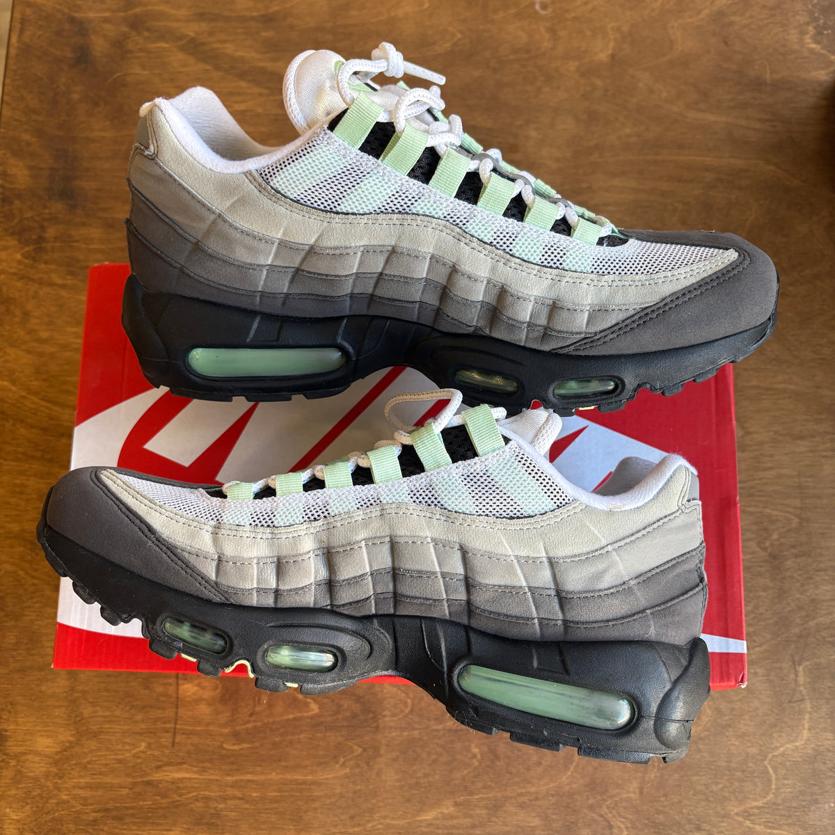 Nike Air Max 95 Fresh Mint Size US 8.5