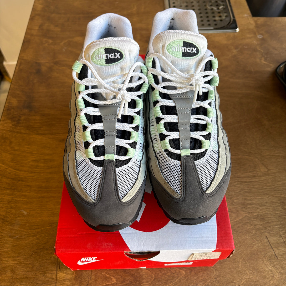 Nike Air Max 95 Fresh Mint Size US 8.5