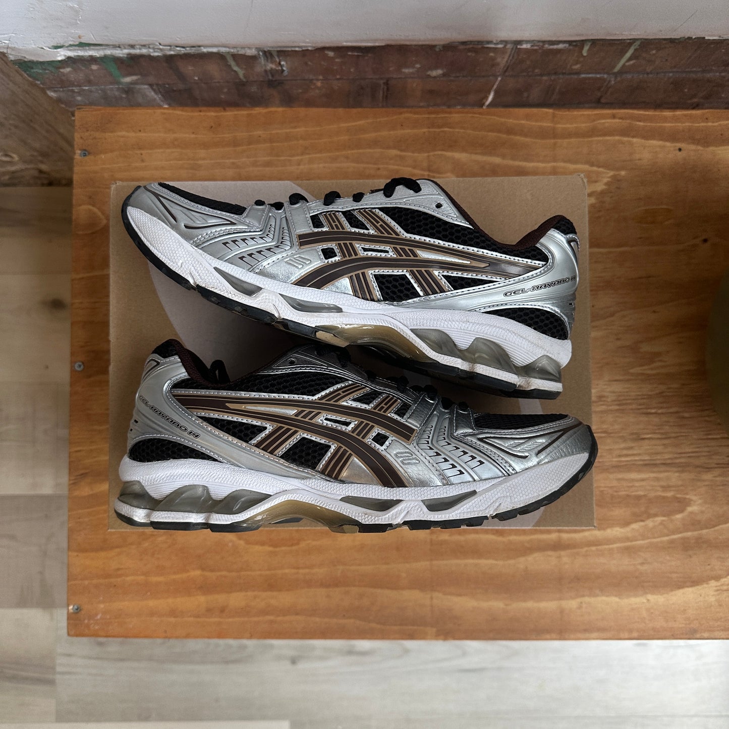 Asics Gel Kayano 14 "Coffee" Size 9.5