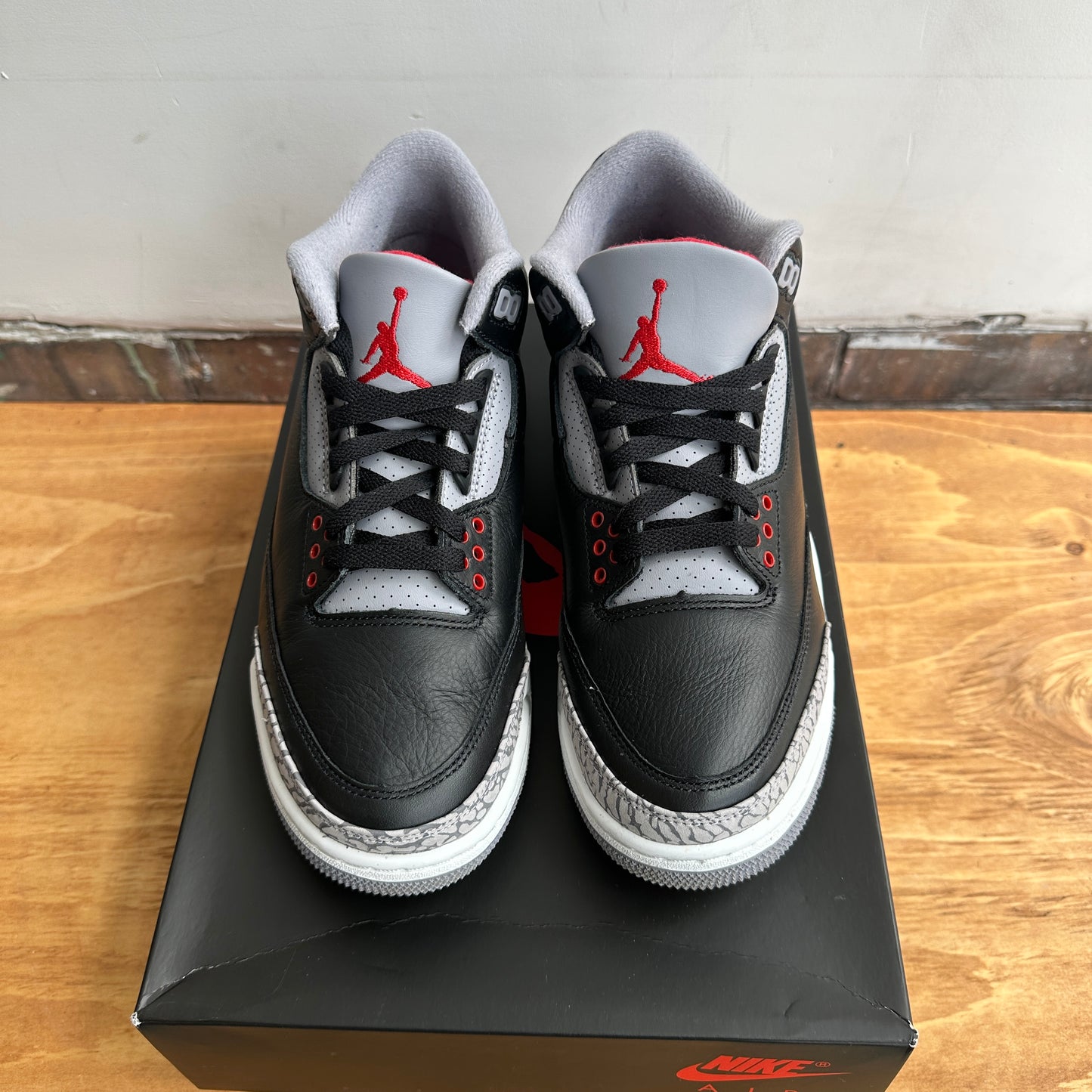 Air Jordan 3 "Black Cement" Size 8