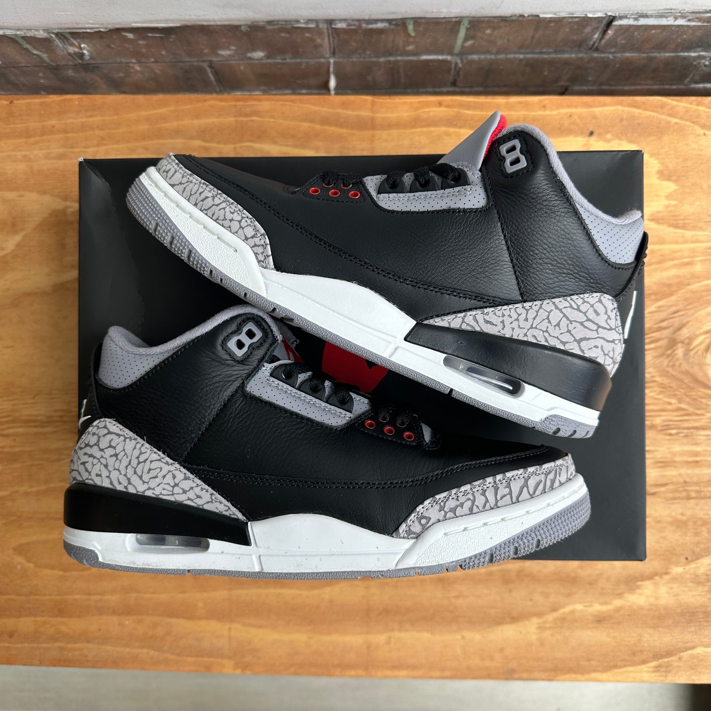 Air Jordan 3 "Black Cement" Size 8