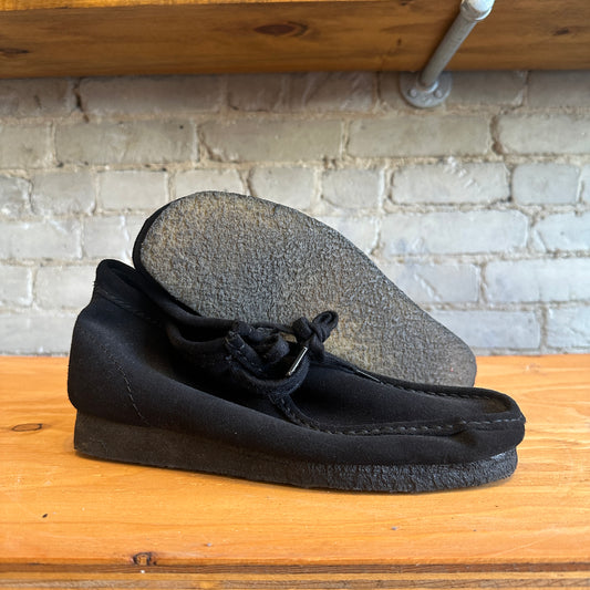 Clarks Wallabee "Black" Size 8.5
