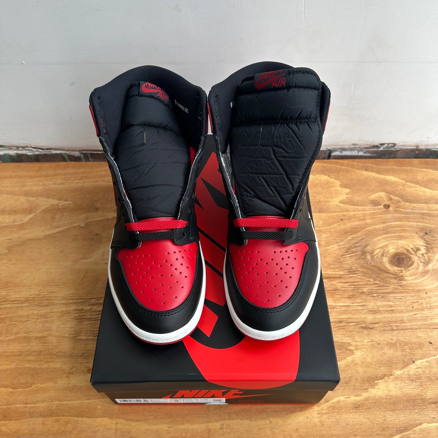 Brand New Air Jordan 1 High 85 "Banned"