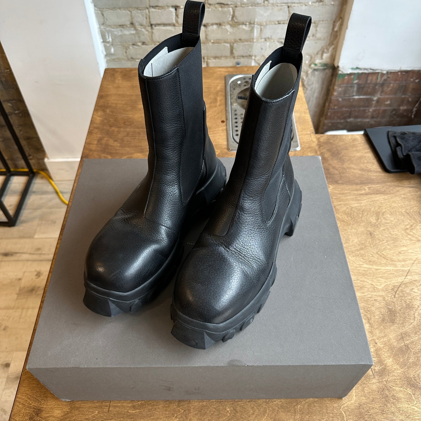 Rick Owens Beatle Bozo Tractor Boot Size 42