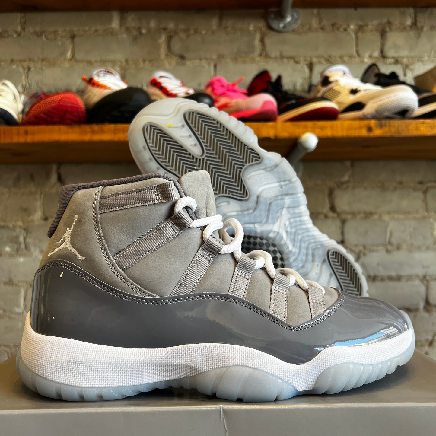 Jordan 11 "Cool Grey" Size 8.5