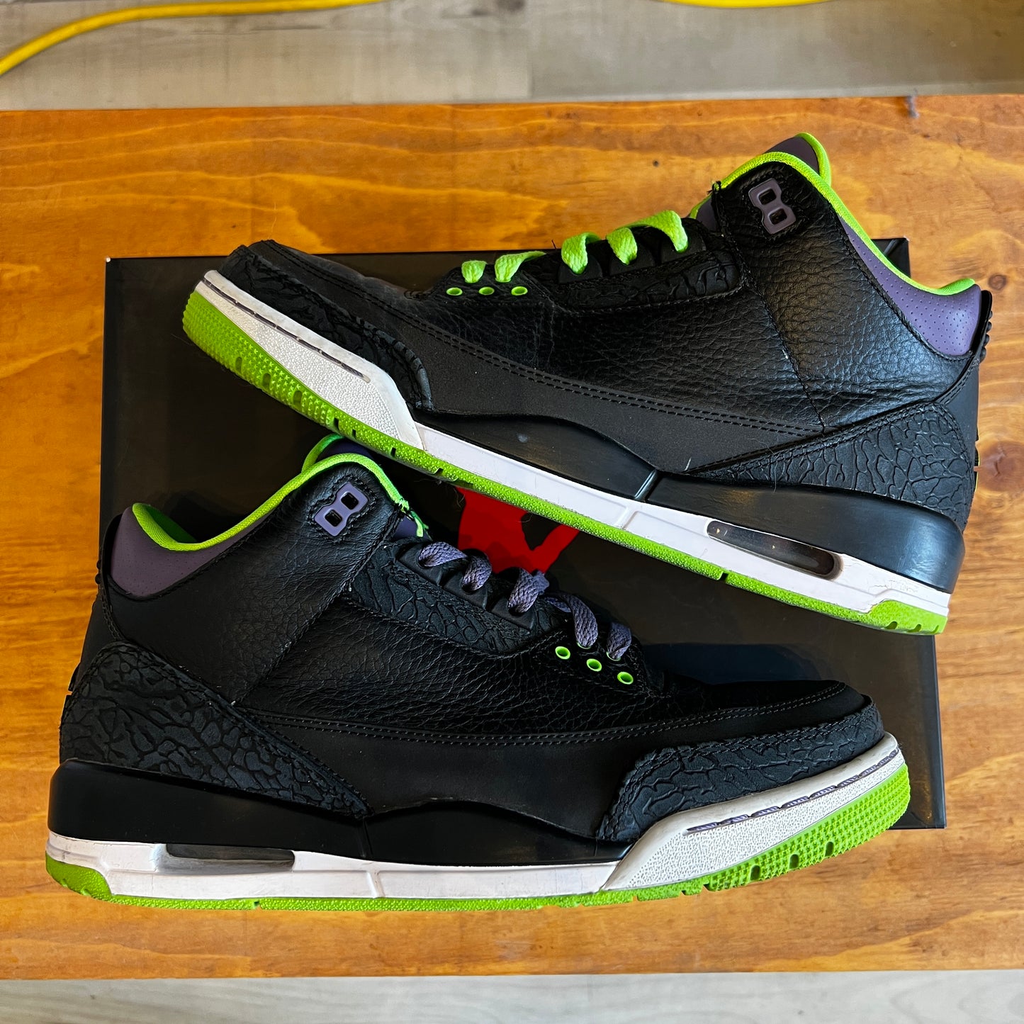 Air Jordan 3 "Joker" Size 10