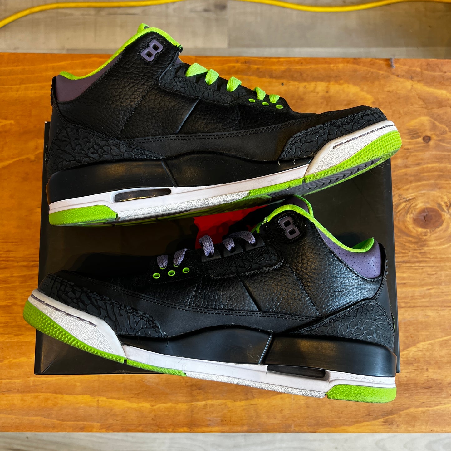 Air Jordan 3 "Joker" Size 10