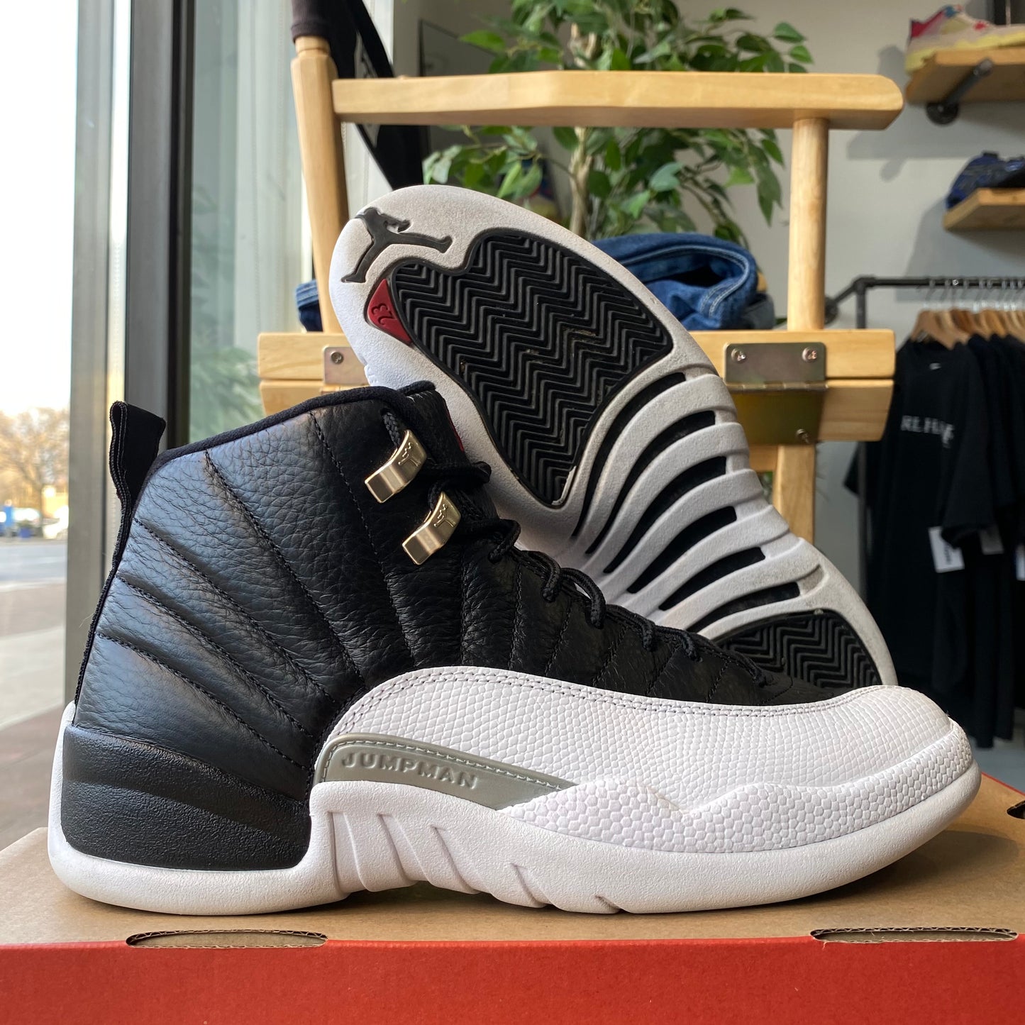 Jordan 12 "Playoffs" Size 8.5