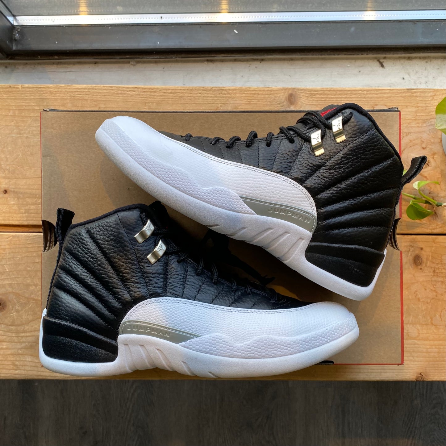 Jordan 12 "Playoffs" Size 8.5