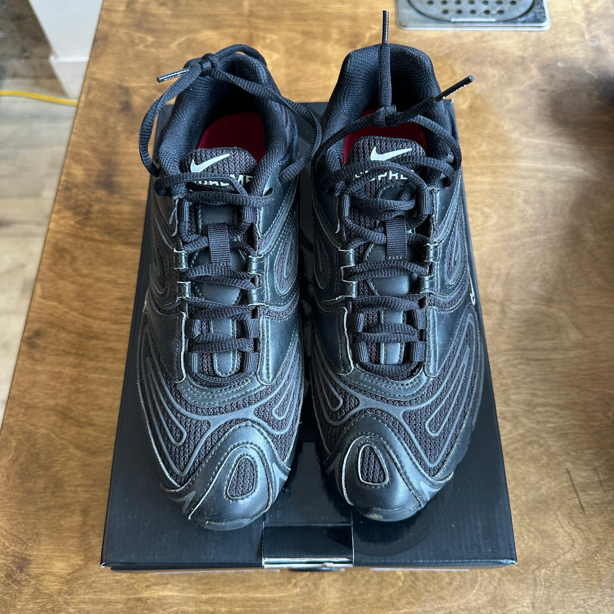 Supreme x Nike Air Max 98 Size 8