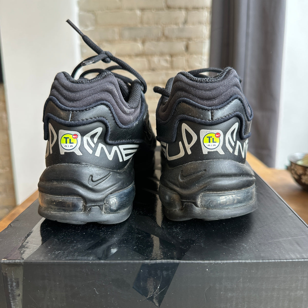 Supreme x Nike Air Max 98 Size 8
