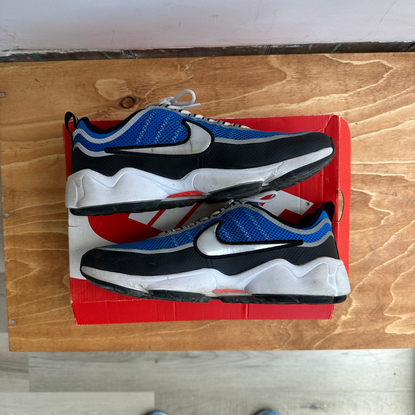 Nike Zoom Spiridon Size 10.5