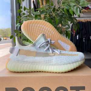 Brand New Yeezy 350 V2 "Hyperspace" Size 6