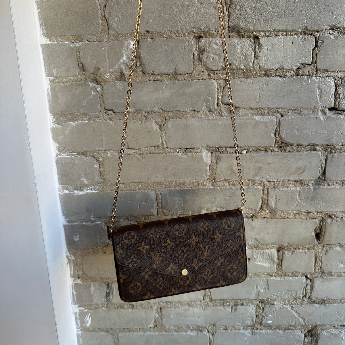 Brand New Louis Vuitton Pochette Félicie Bag