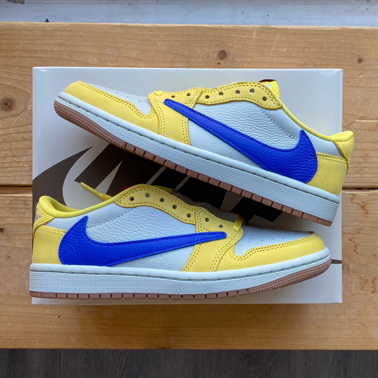 Brand New Jordan 1 Low x Cactus Jack 'Canary'