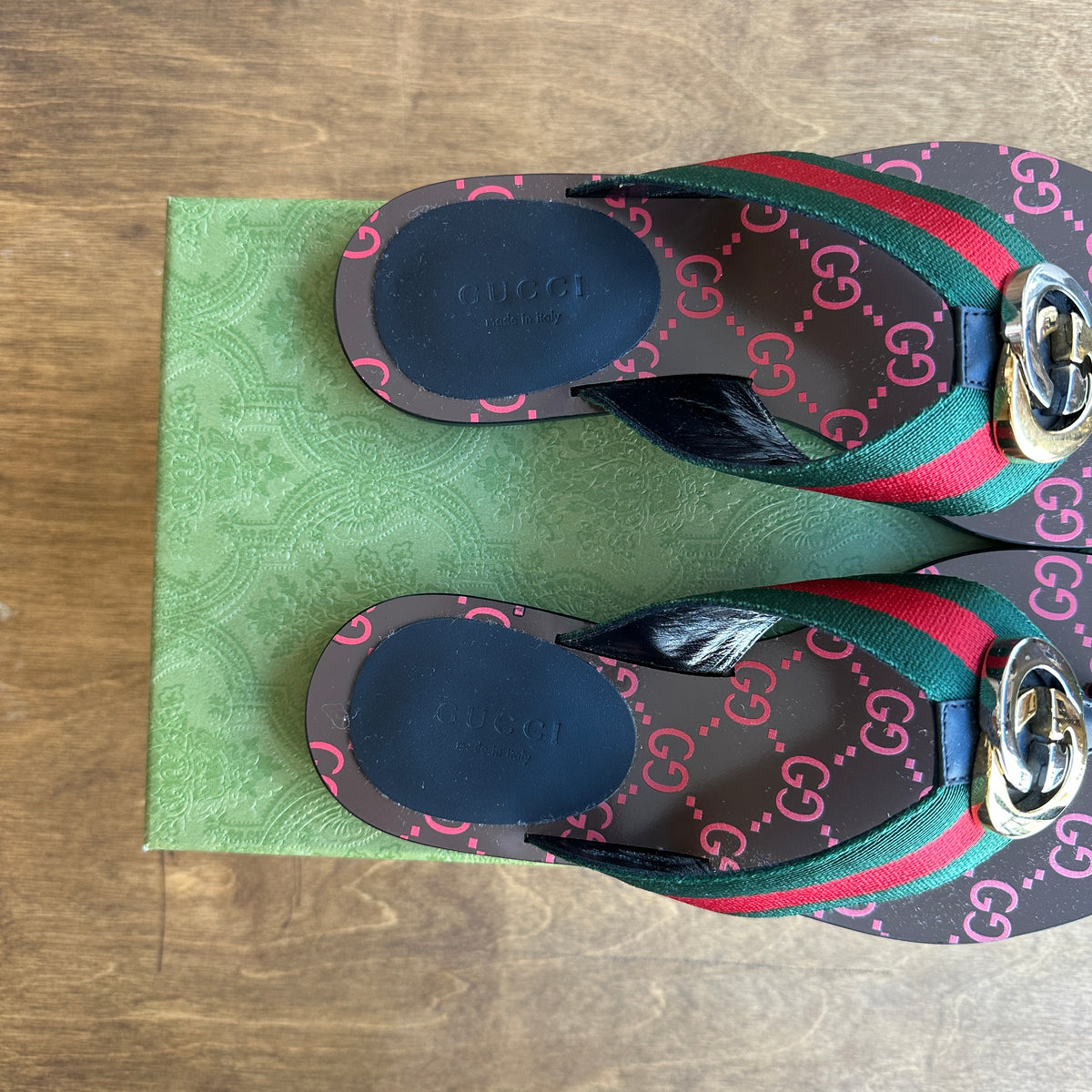 Brand New Gucci Kika Web Sandles Size 35.5