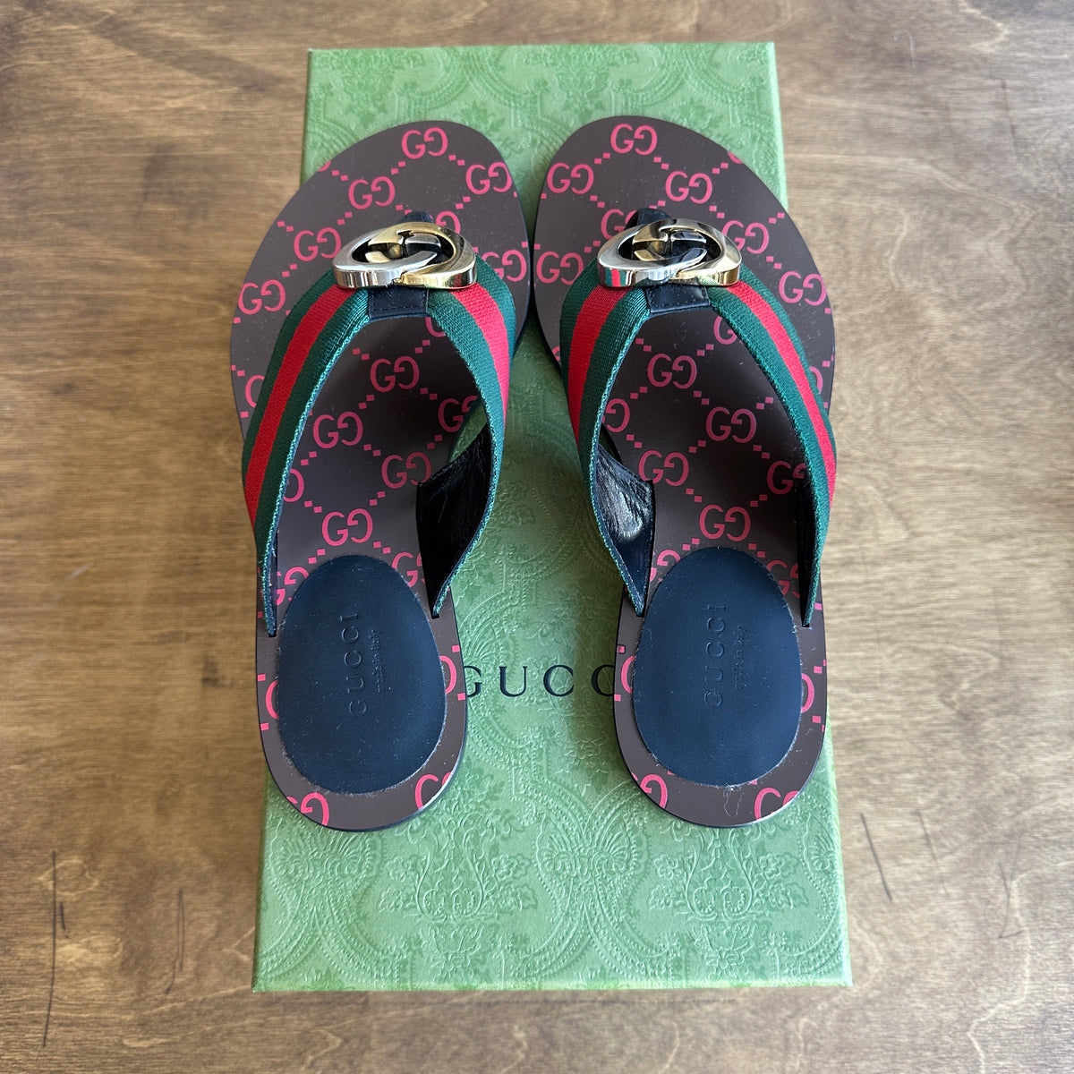 Brand New Gucci Kika Web Sandles Size 35.5