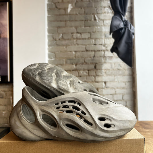 Yeezy Foamrunner Stone Sage Size 9