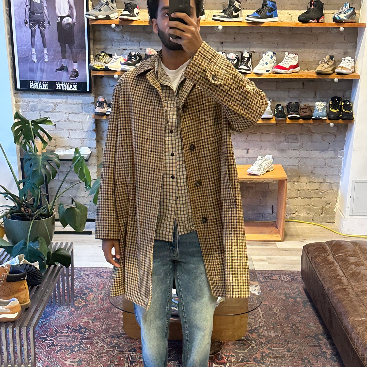 Drake's Wool Houndstooth Coat Size 44
