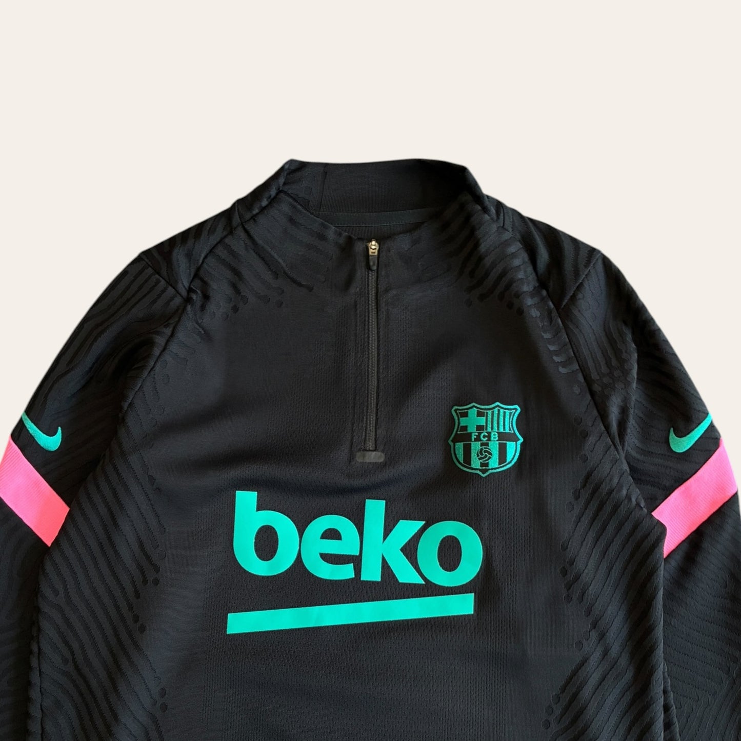 20/21 Barcelona 1/4 Zip Top Size M