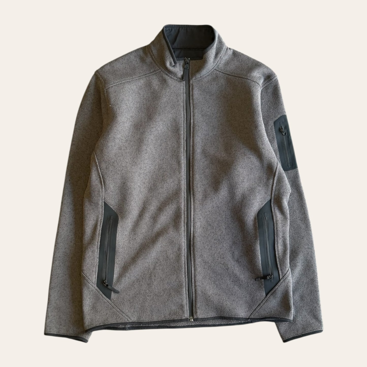 Arcteryx Covert Full Zip Size L