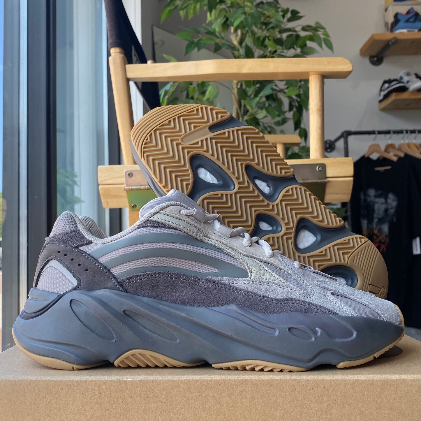 Brand New Adidas Yeezy Boost 700 V2 'Tephra'