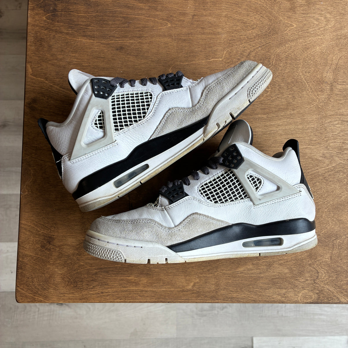 Jordan 4 "Military Black" Size 8