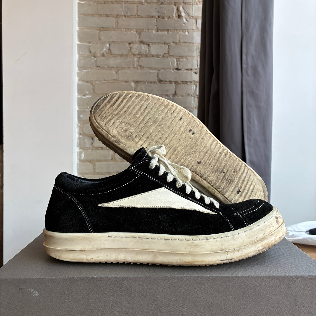 Rick Owens Vintage Sneaker Suede Size 43