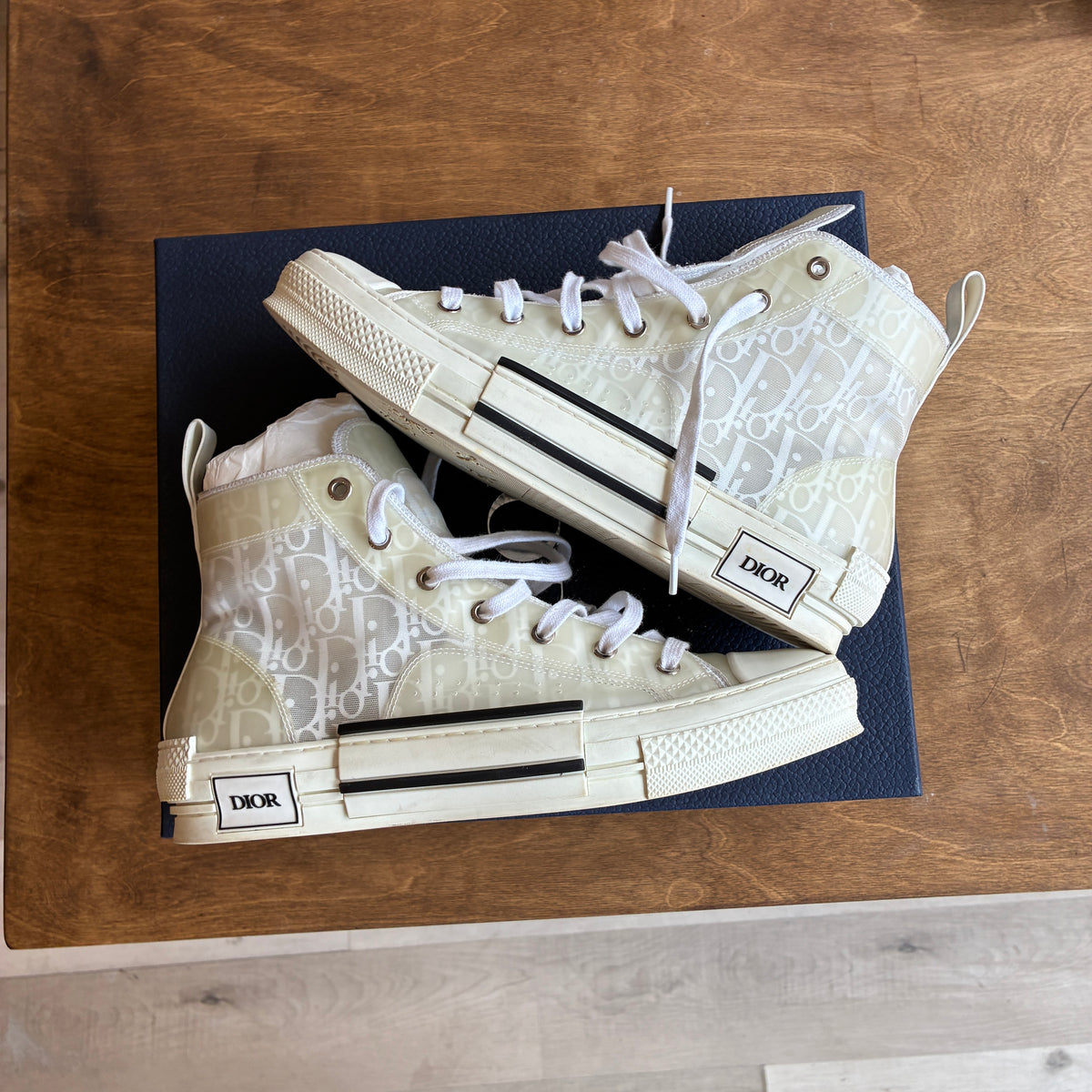 Dior B23 High Top Oblique Sneakers Size 9