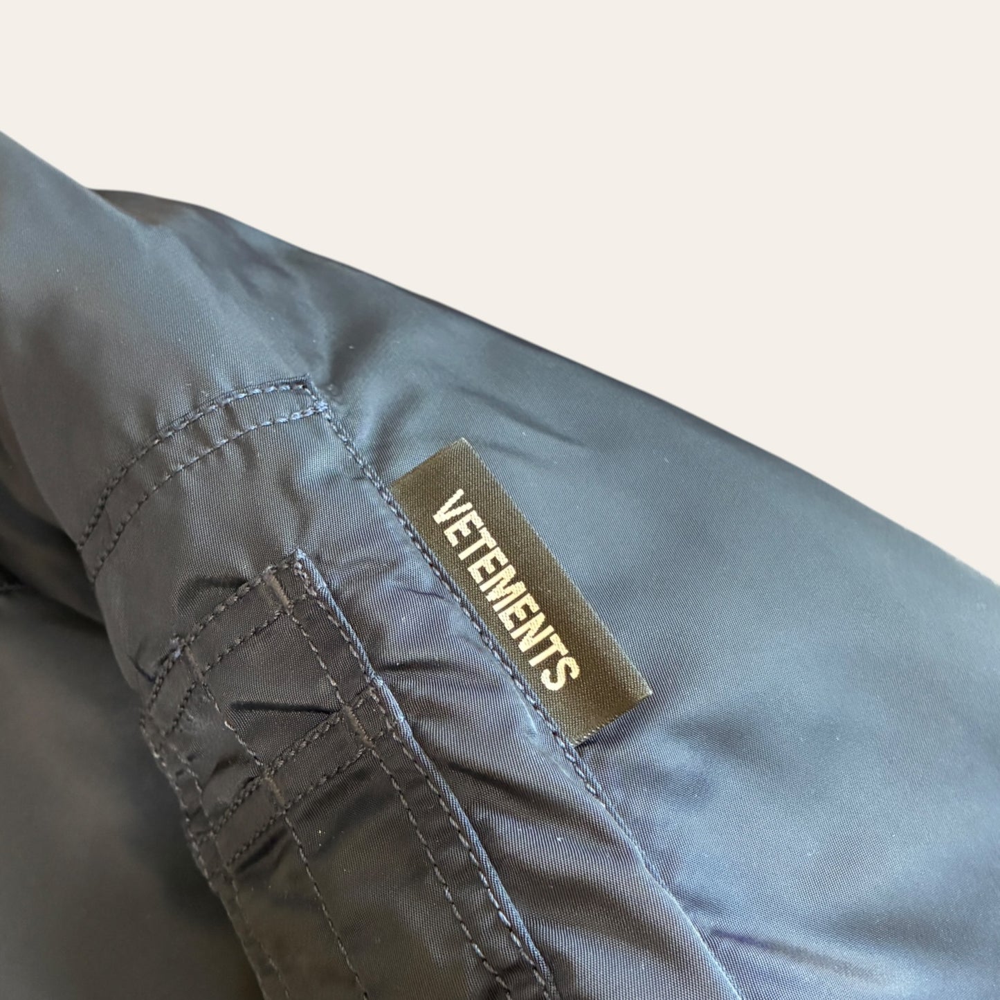 Vetements x Alpha Industries Reversible Bomber Jacket Size L