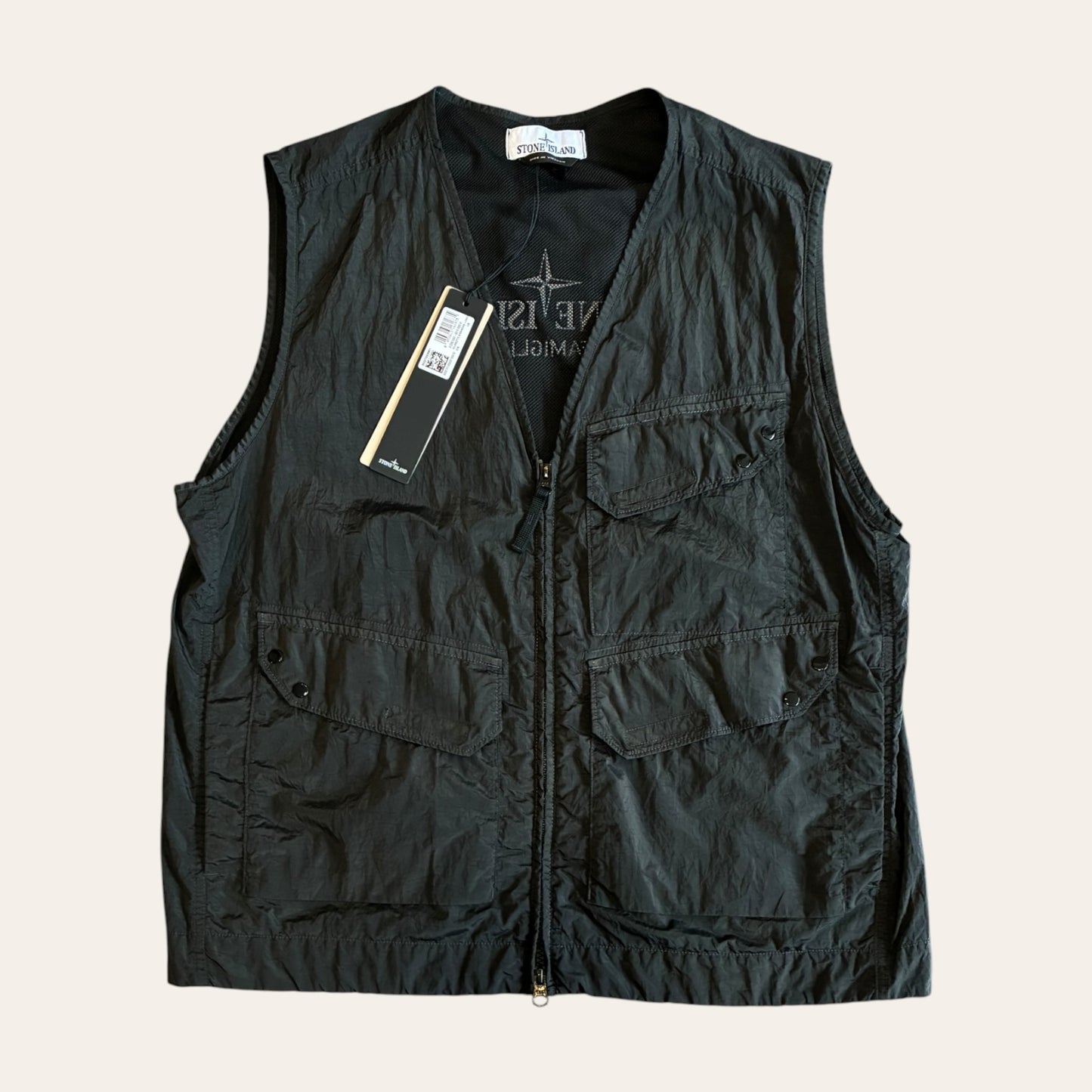Brand New Stone Island Famiglia Vest Size M