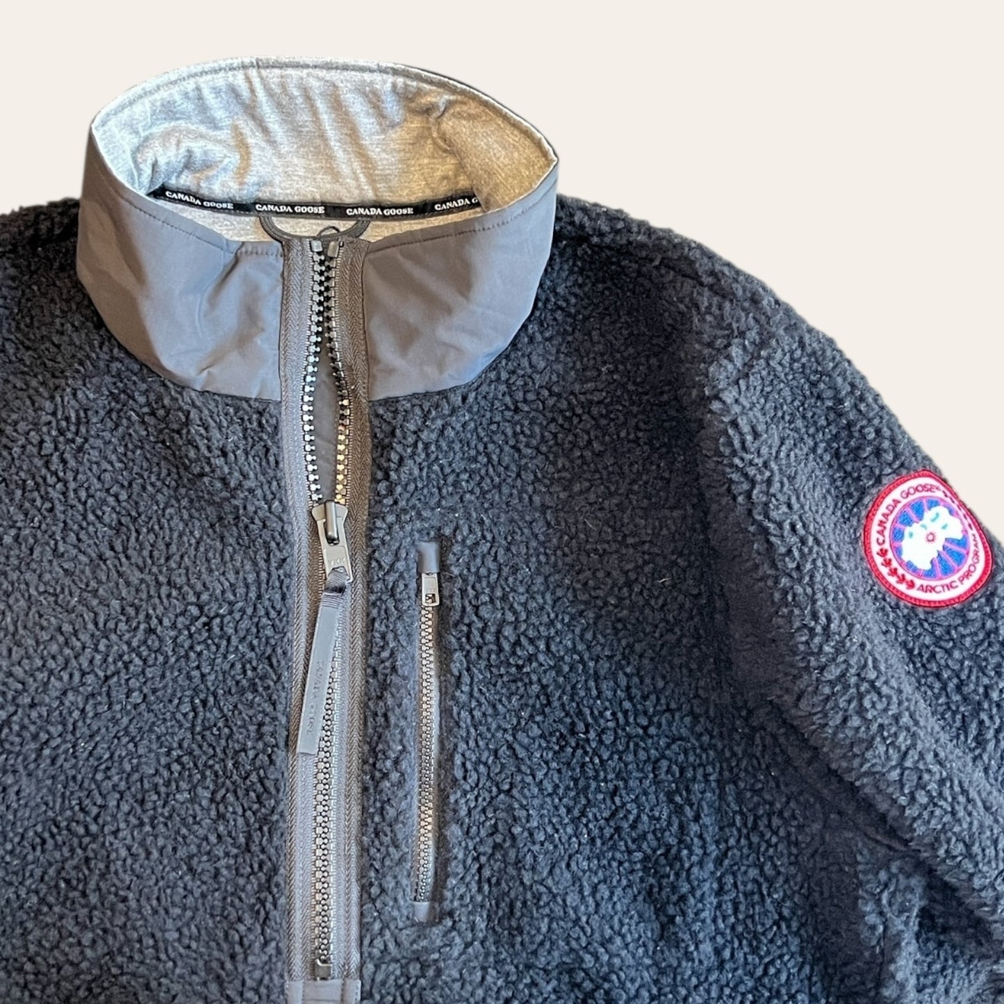 Brand New Canada Goose Renfrew Fleece Size M