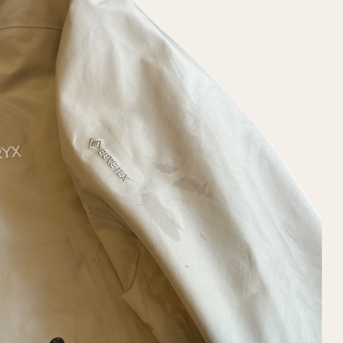 Arcteryx Beta LT Jacket Size S