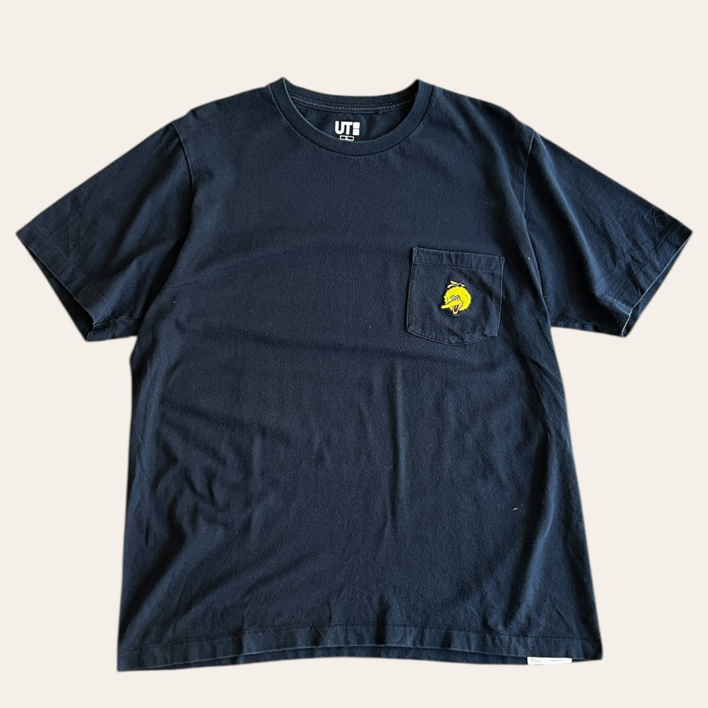 Kaws x Sesame Street x Uniqlo Tee Navy Size L