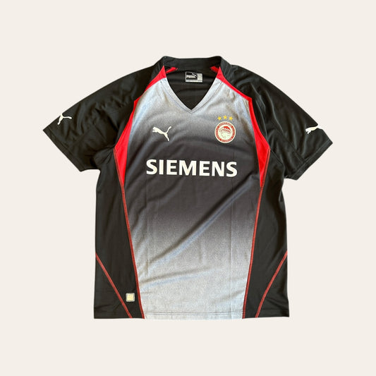 05'/06' Olympiakos Away Kit Size XL