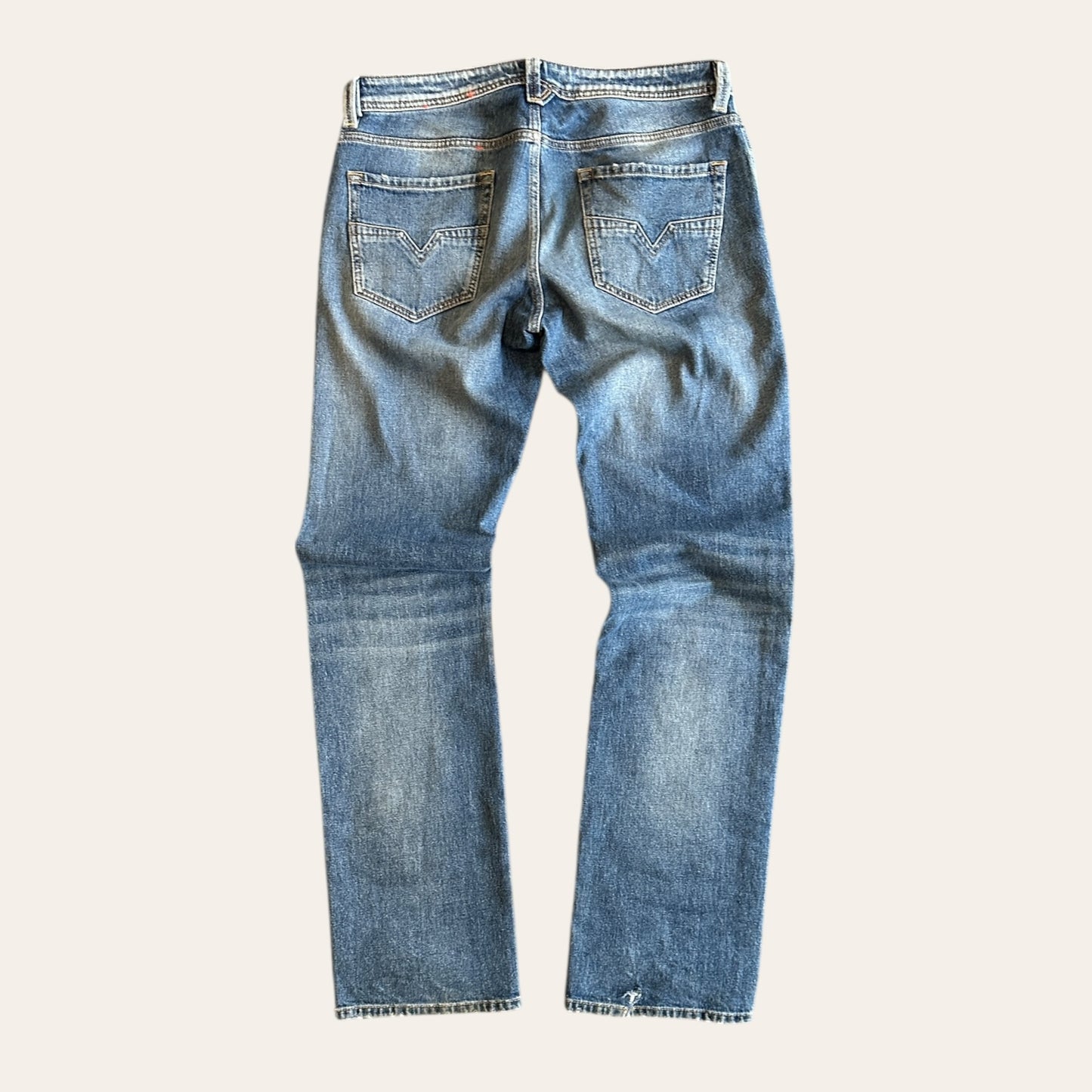 Diesel Medium Wash Jeans Size 34