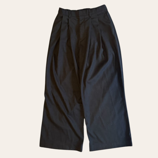 Estudio Niksen Wool Pant Size L