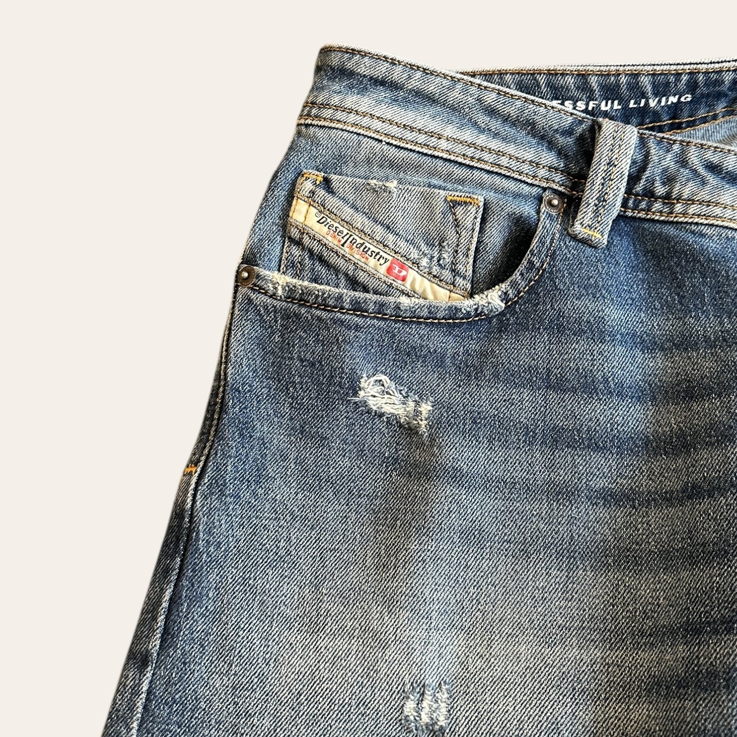 Diesel Medium Wash Jeans Size 34