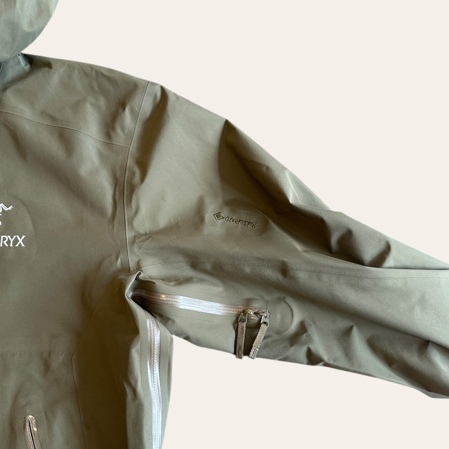 Arcteryx Beta LT Jacket Olive Size M